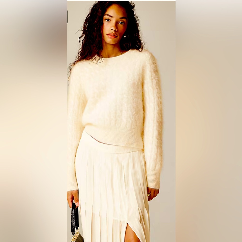 J. Crew cashmere cable knit sweater. Size XS. Cream in color